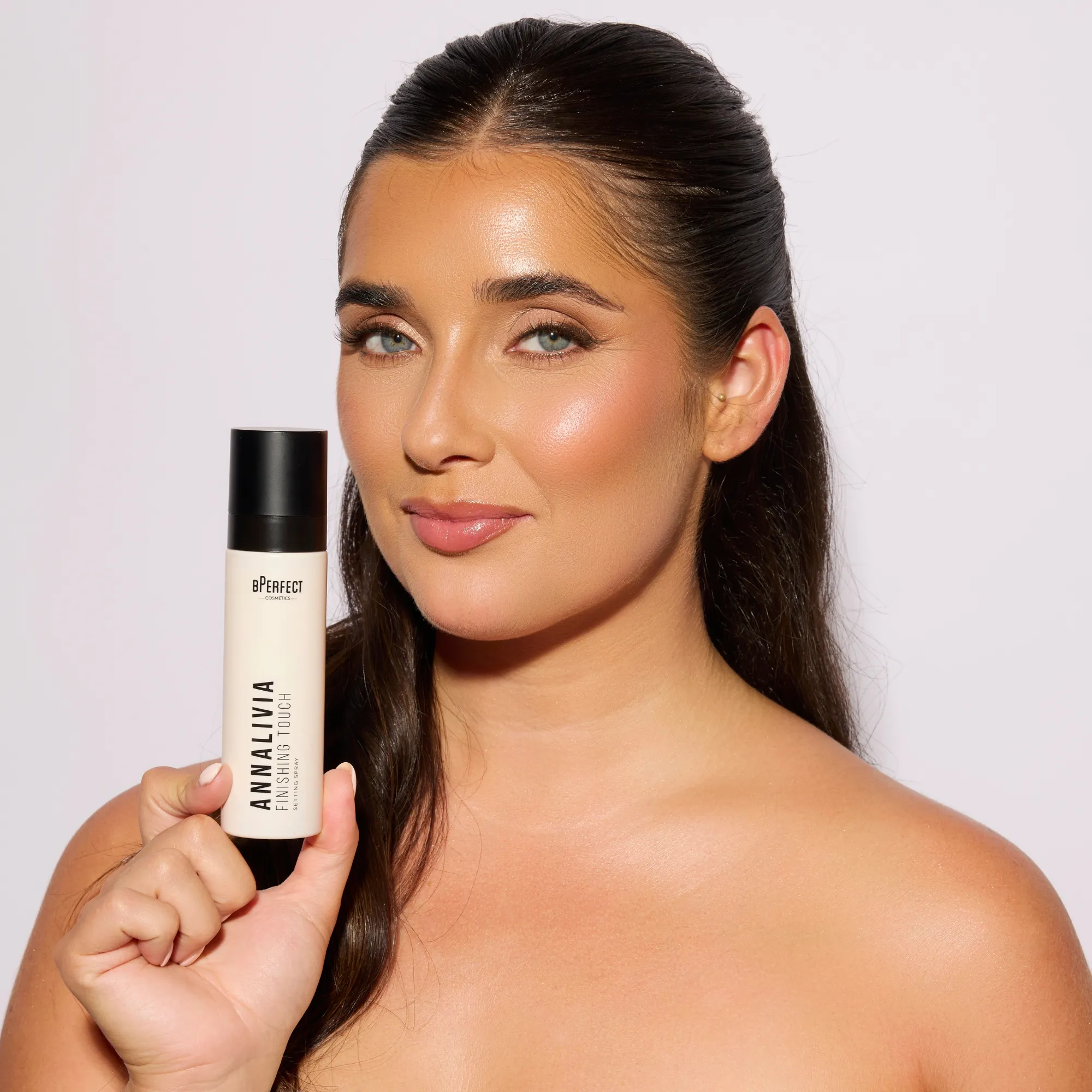 BPerfect x Annalivia - Finishing Touch Setting Spray - Image 4