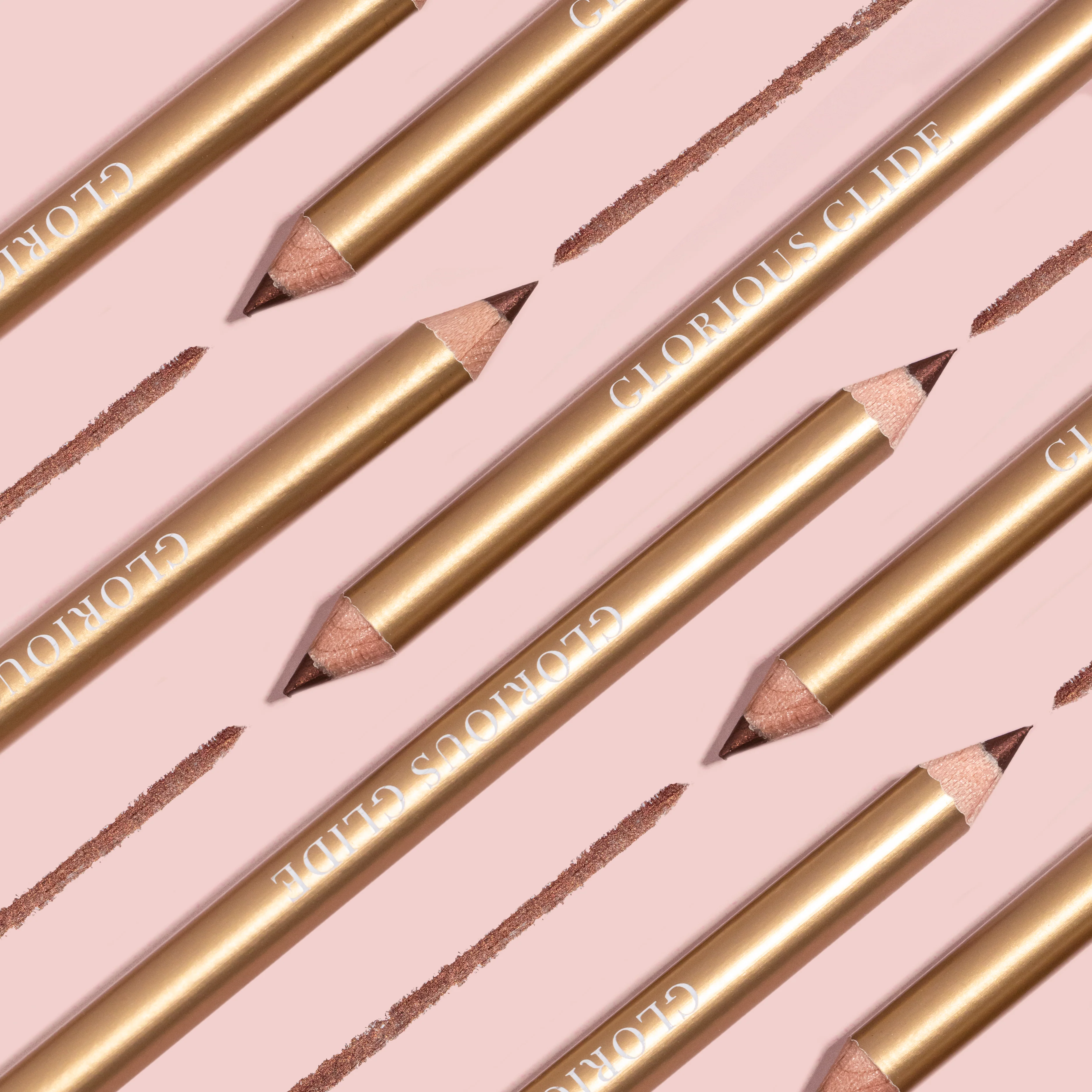 Mrs Glam - Glorious Glide Kohl Liner Pencil - Image 3