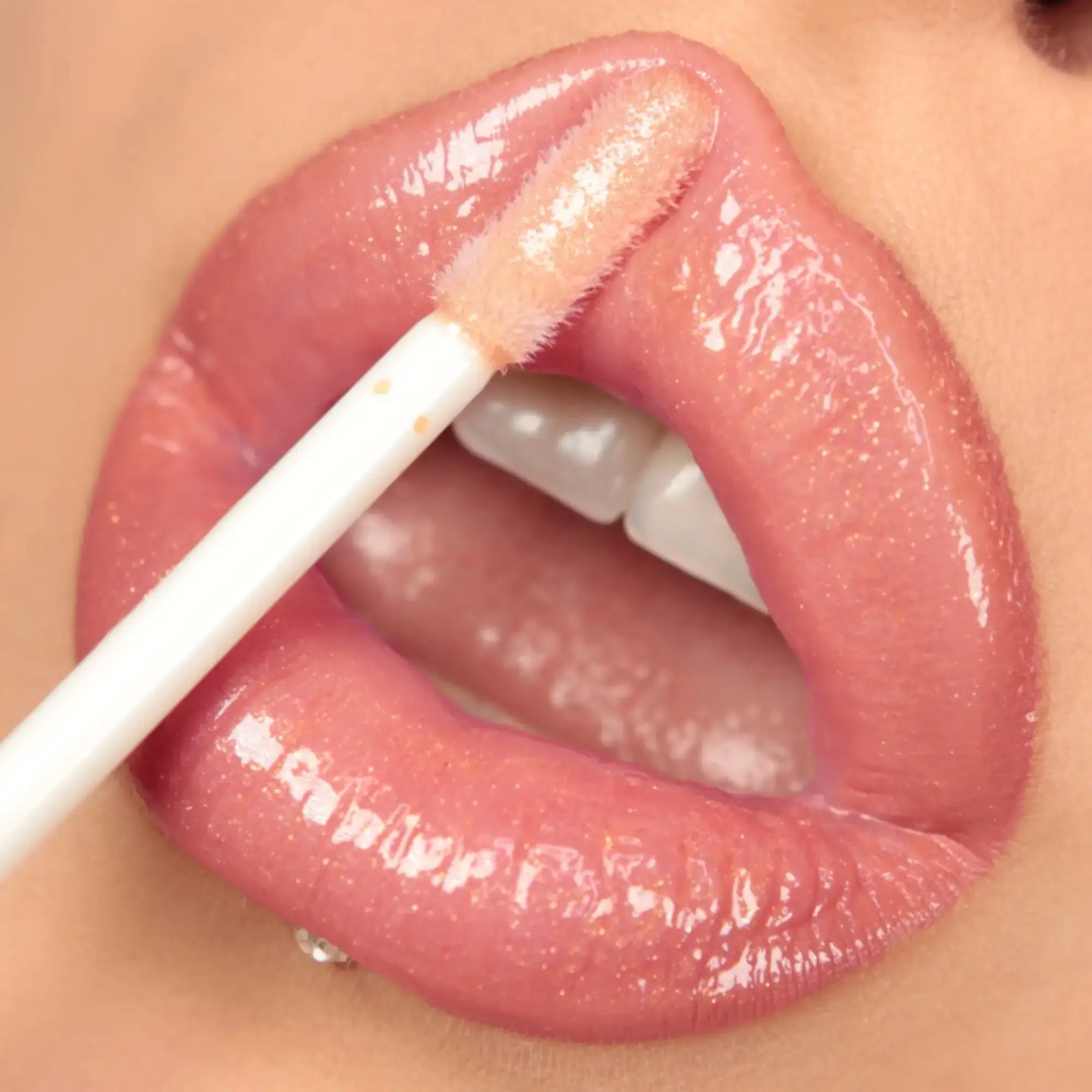 Mrs Glam - Mrs Kisses Lip Gloss - Image 29