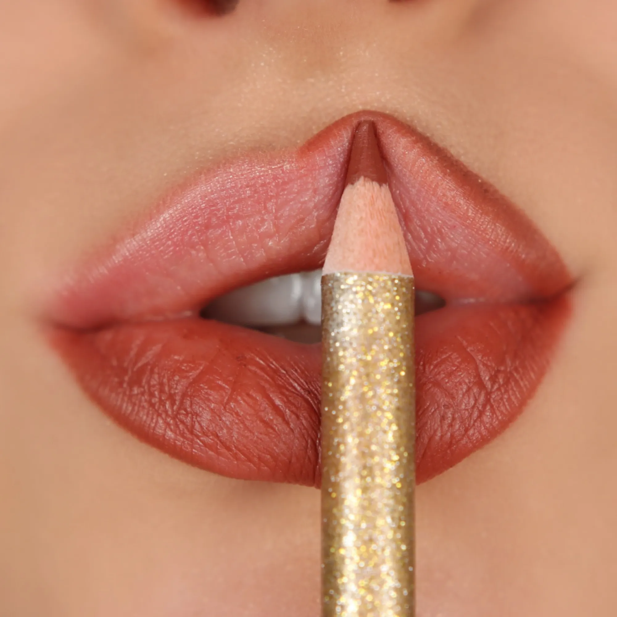 Mrs Glam - Mrs Kisses Lip Liner - Image 23