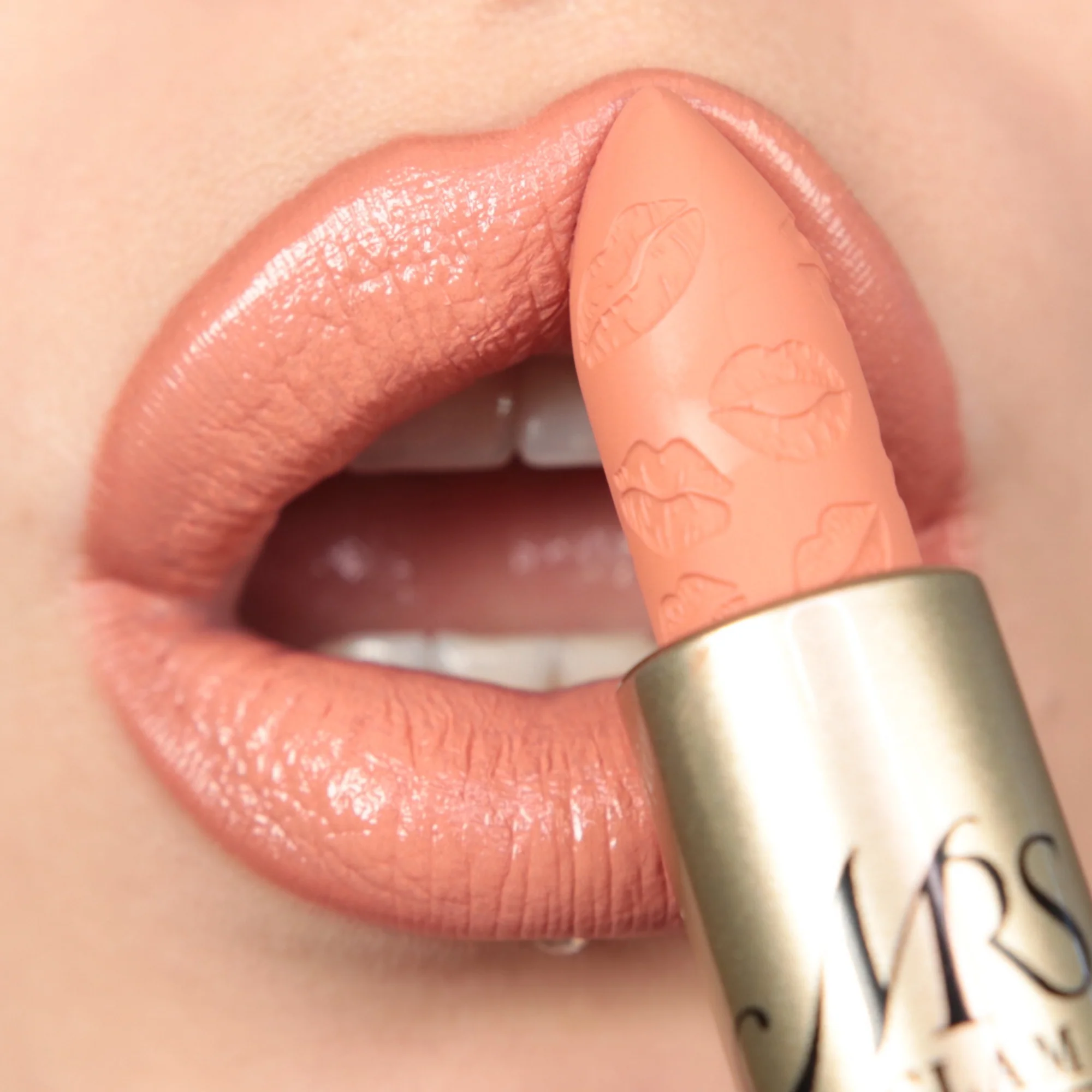 Mrs Glam - Mrs Kisses Lipstick - Image 9