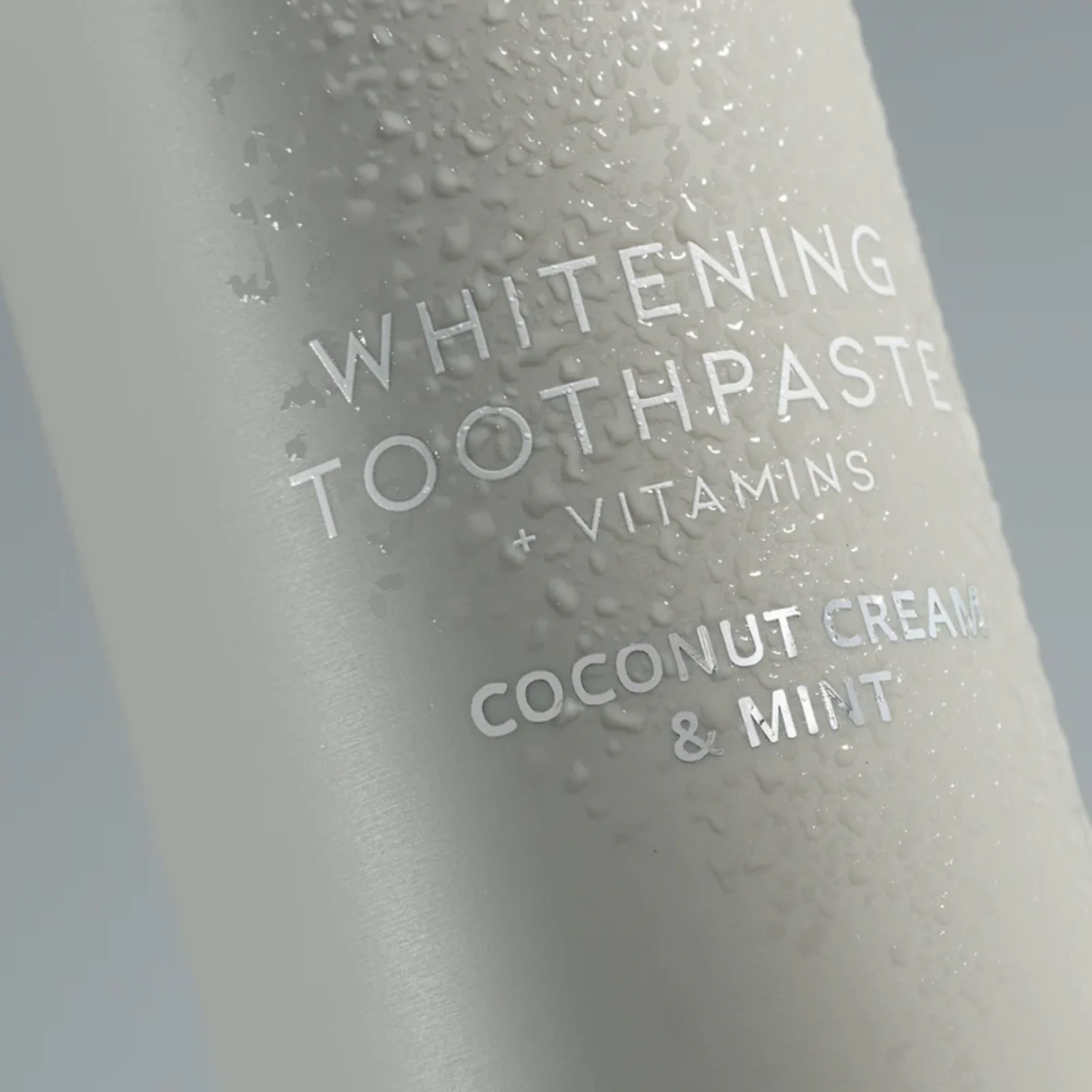 Polished London - Coconut Cream + Mint Prebioitic Whitening Toothpaste - Image 3
