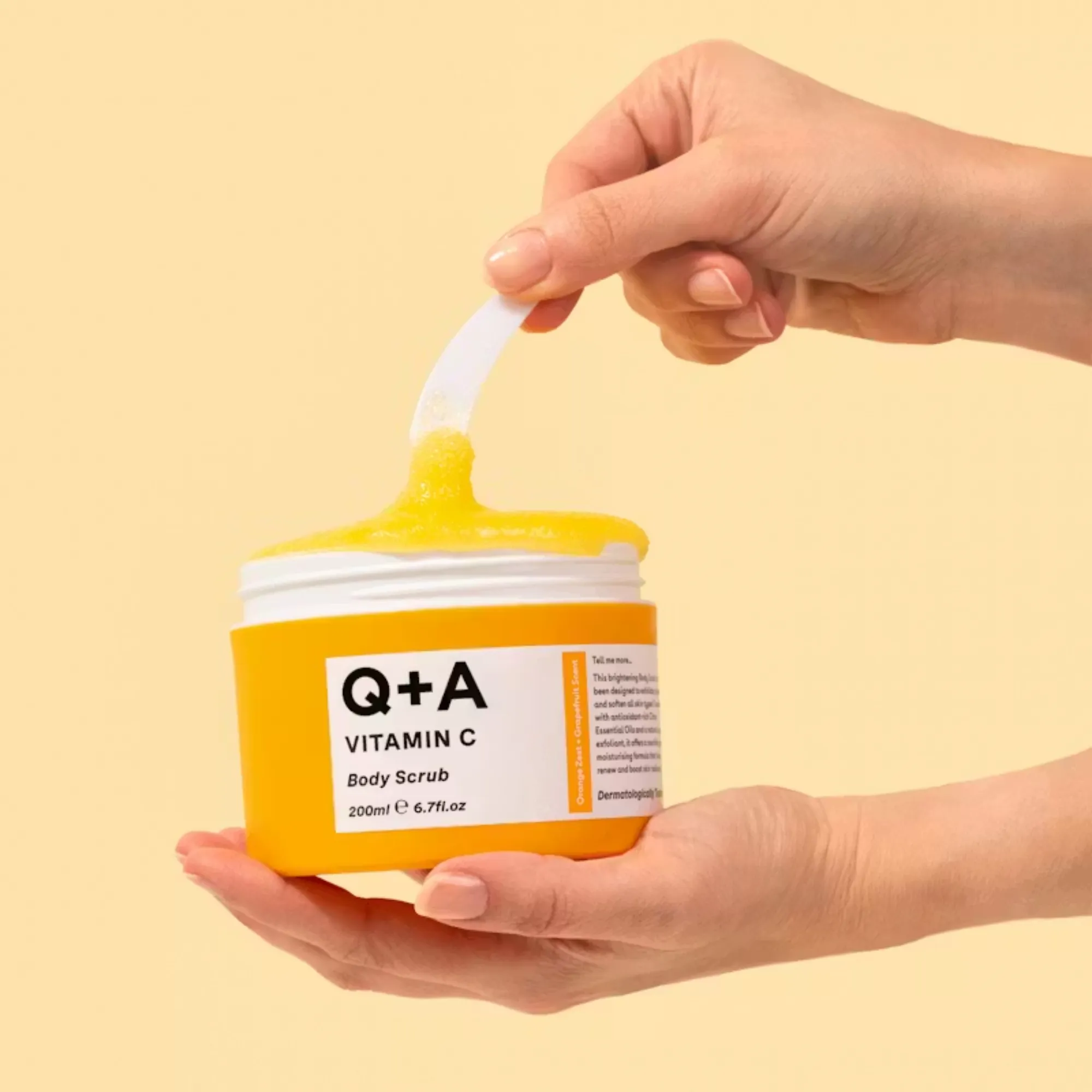 Q+A Vitamin C Body Scrub - Image 3